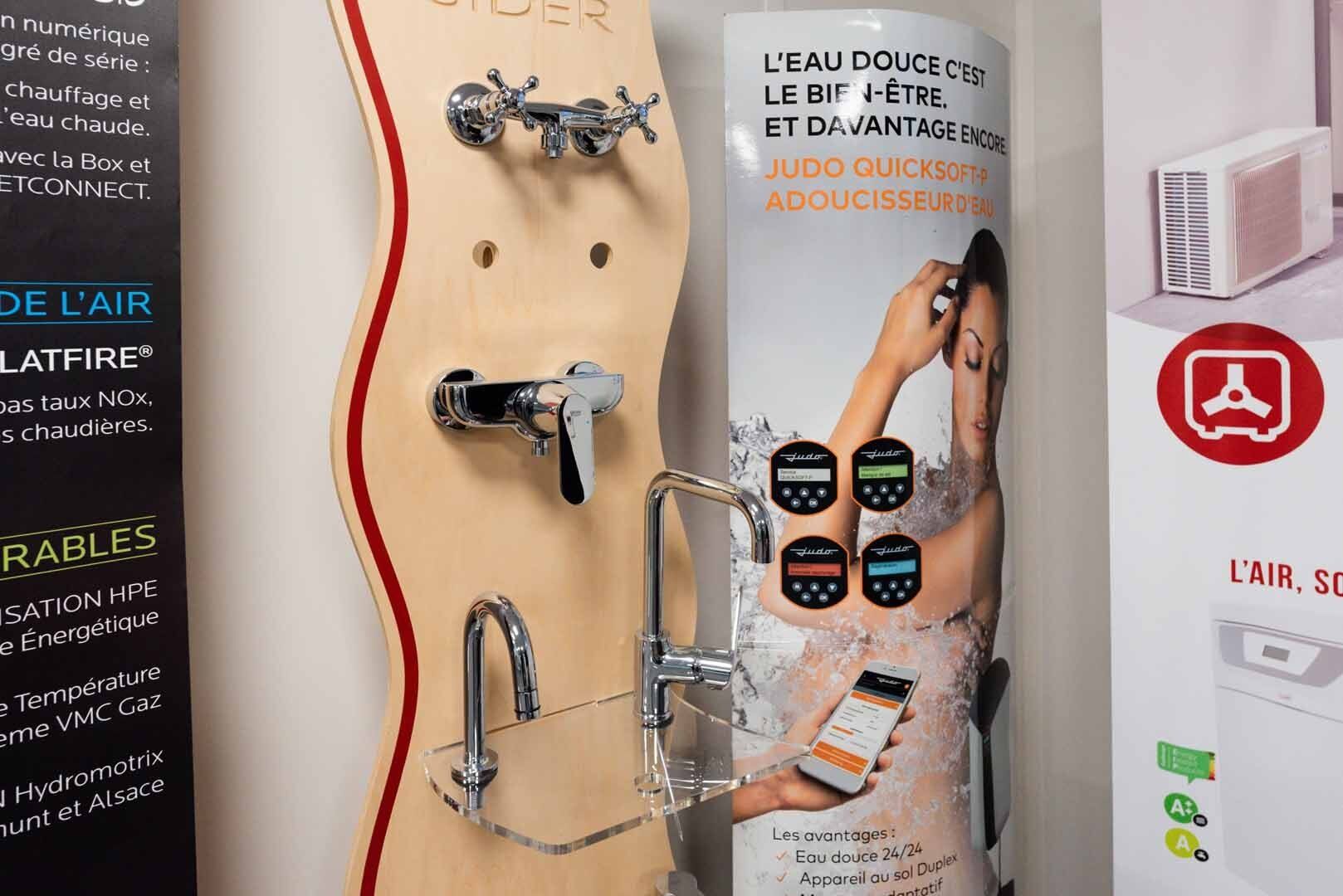 Divers éléments de plomberie dans nos locaux