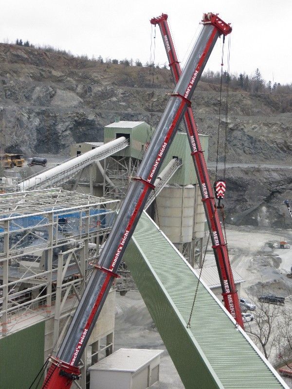 Verladen und Umsetzen von Pontons und Schutten