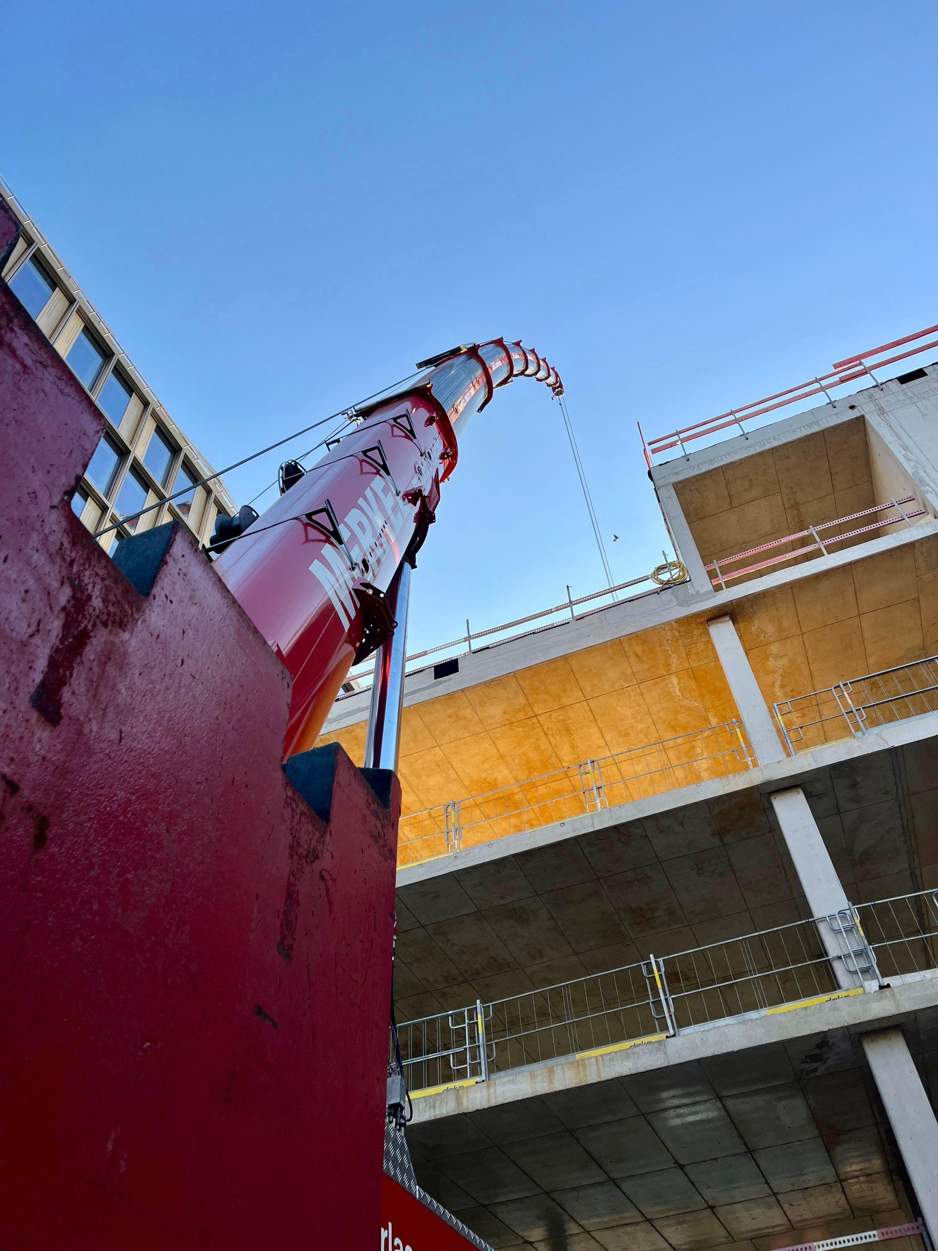 kran von unten