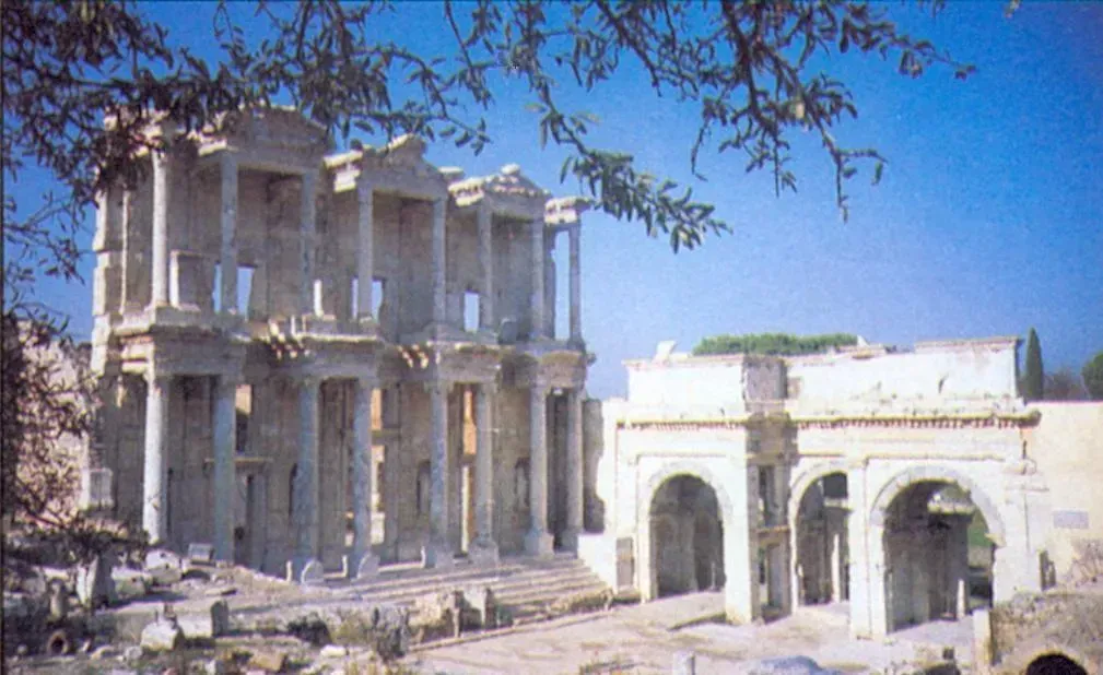 Photo d'un bâtiment en ruine