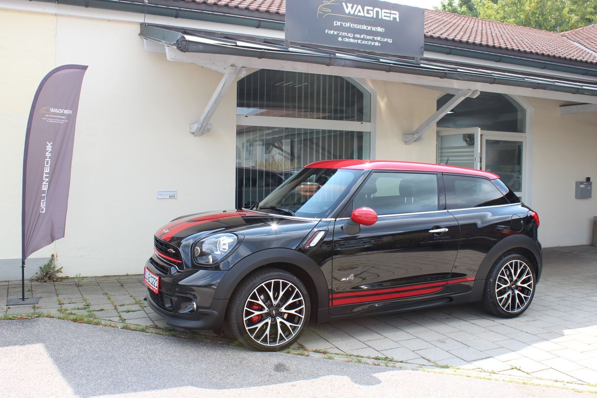 Mini Countryman Lackaufbereitung Exklusiv inkl .Micro Kratzer und Anti Hologramm Politur und Versiegelung mit Teflon Cornauba Wachs