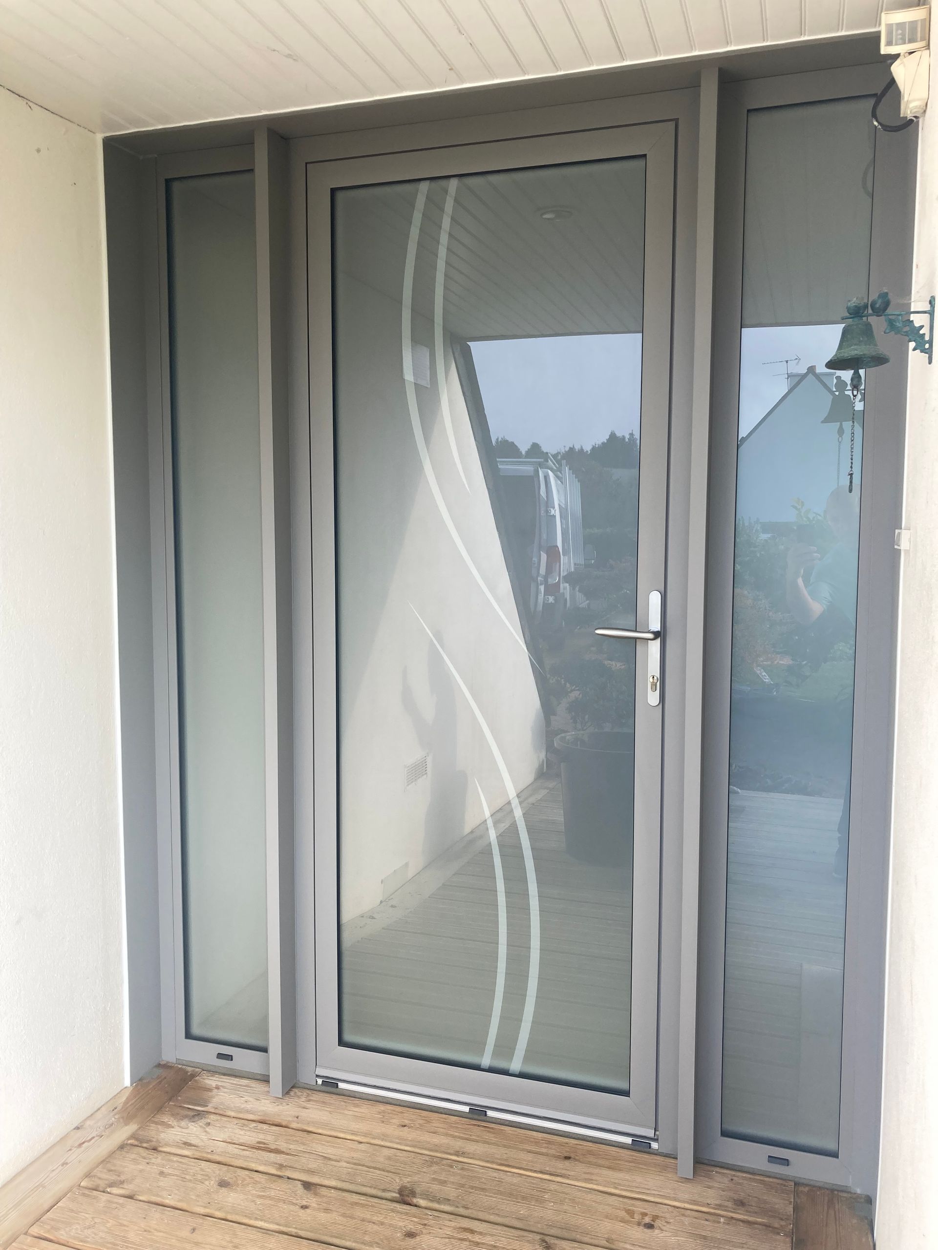 Une pose de porte sur mesure