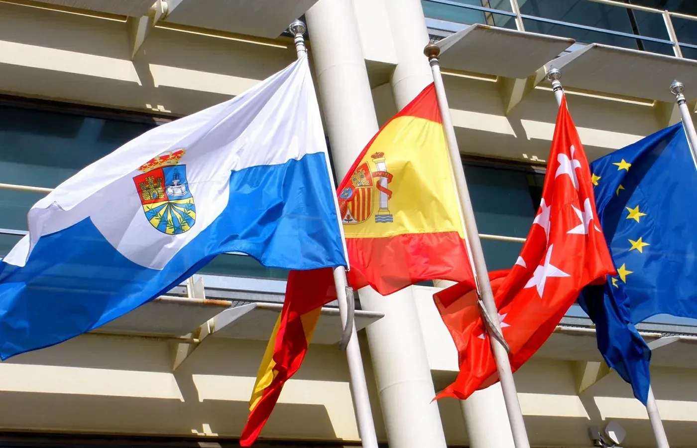 Banderas en el Ayuntamiento de Fuenlabrada