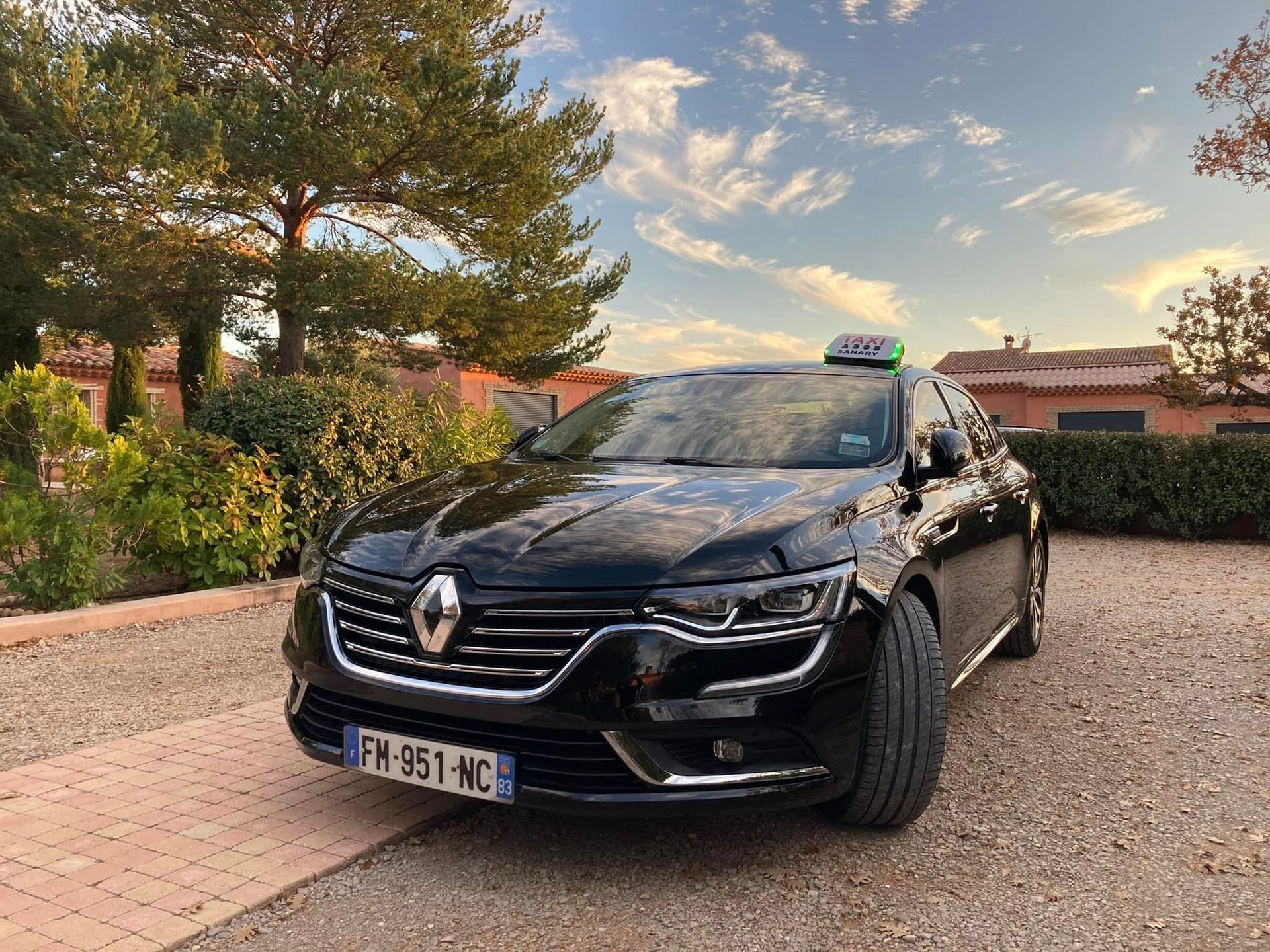 Une Renault routière