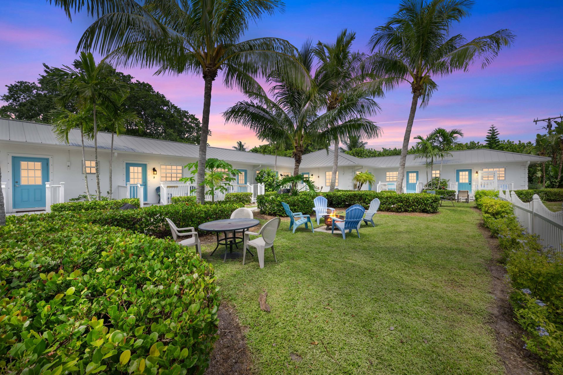 SeaHorse Beach Bungalows Hotel
Booking Now!