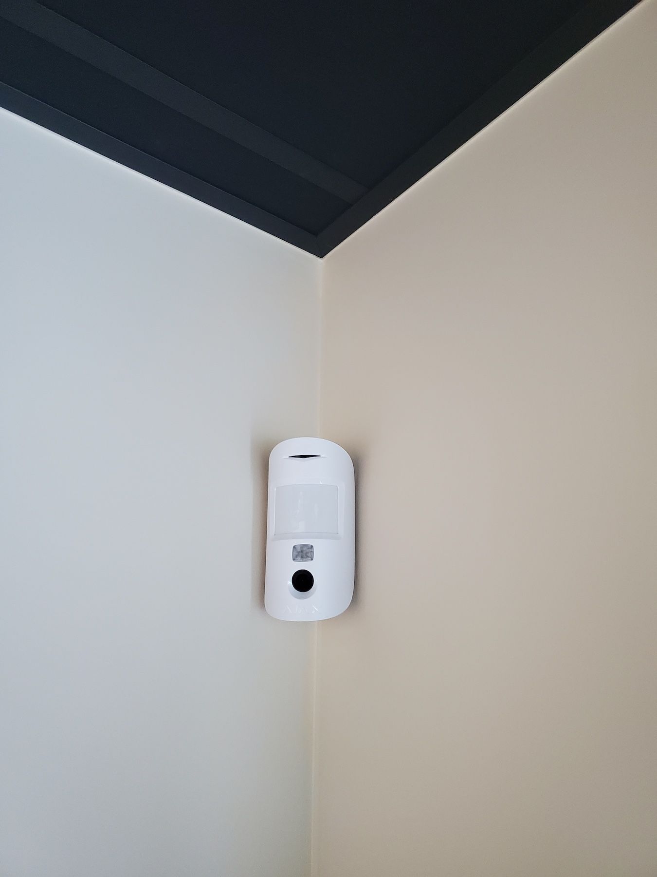 Site isolé avec vidéosurveillance autonome