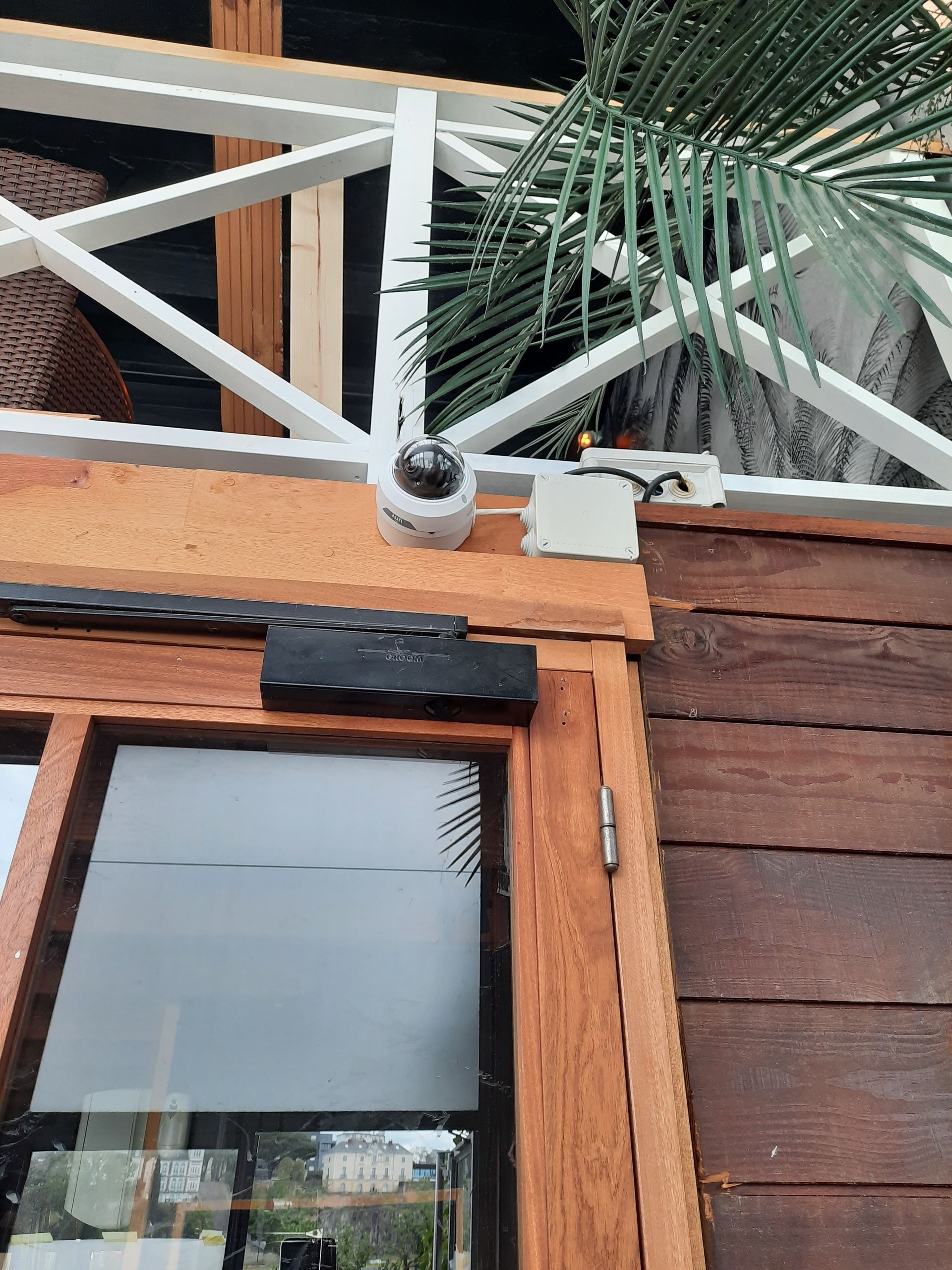 Site isolé avec vidéosurveillance autonome