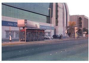 Klimatisierung einer Bushaltestelle in Abu Dhabi