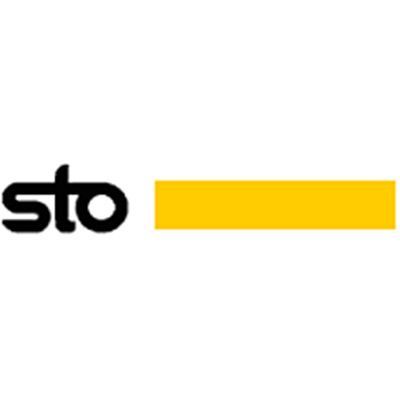 Das STO-Logo ist schwarz und gelb auf weißem Grund.