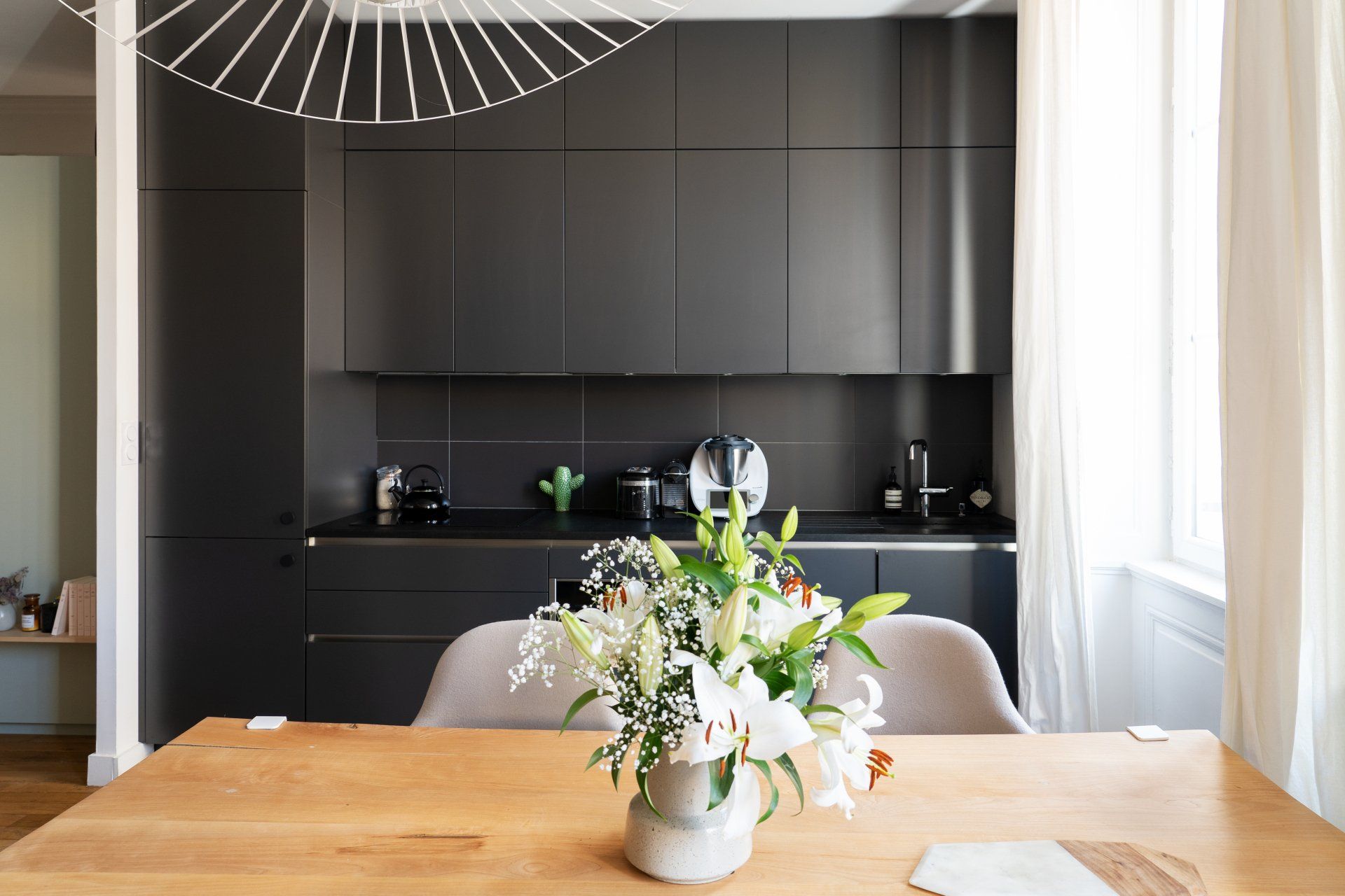 Rénovation de cuisine noire