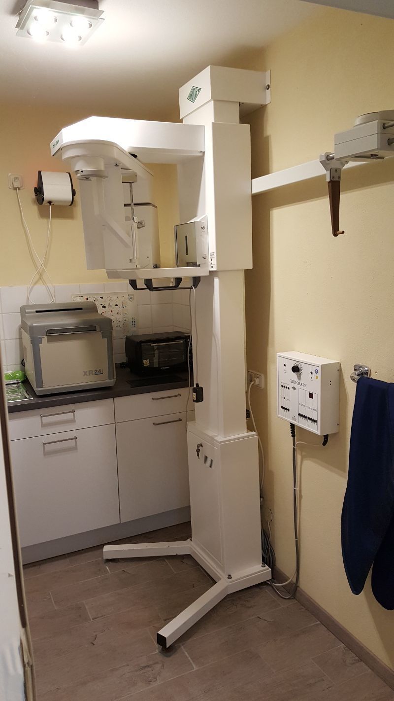 Gerät beim Zahnarzt