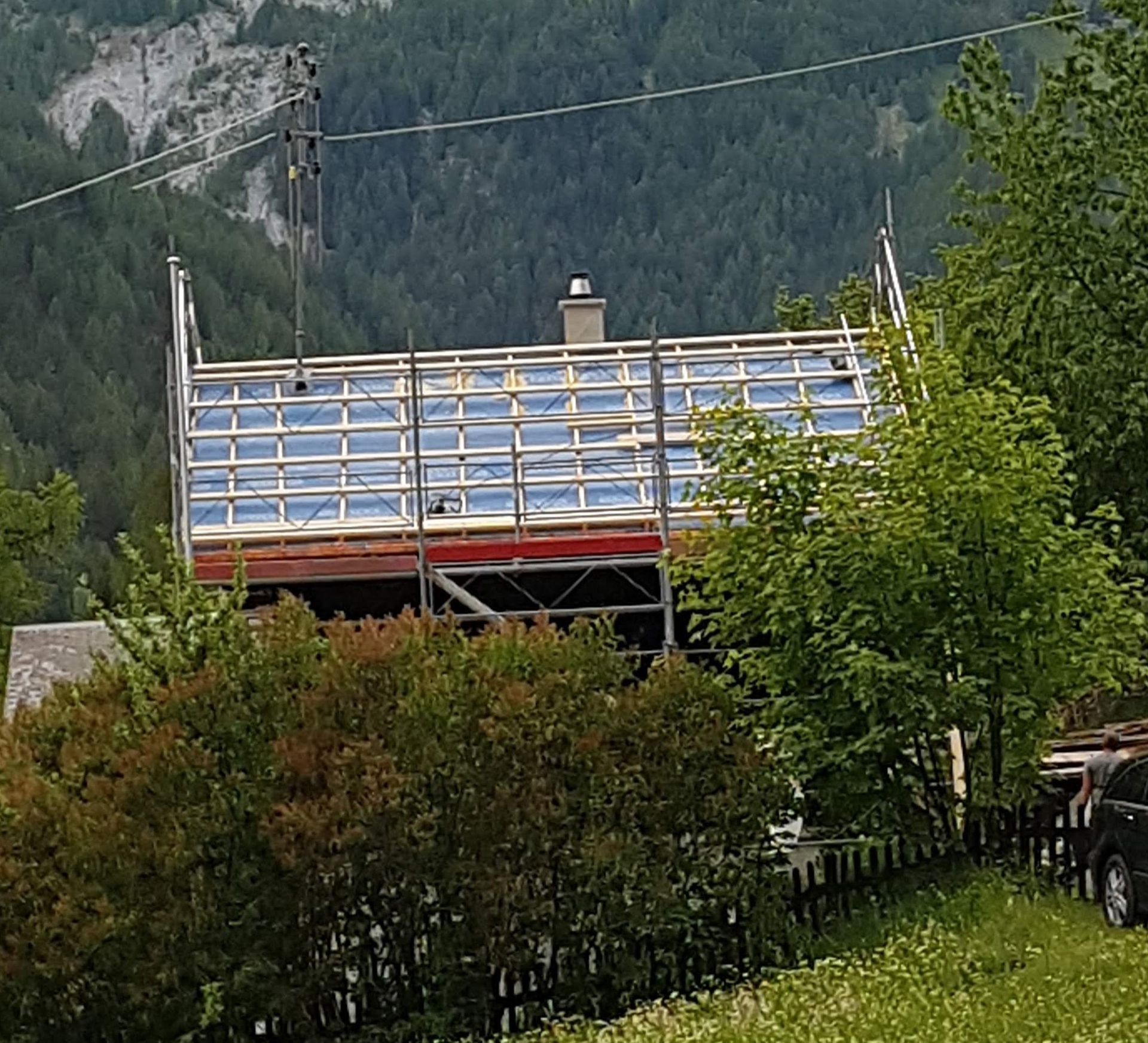 Préparation d'un toit pour pose de panneaux solaires