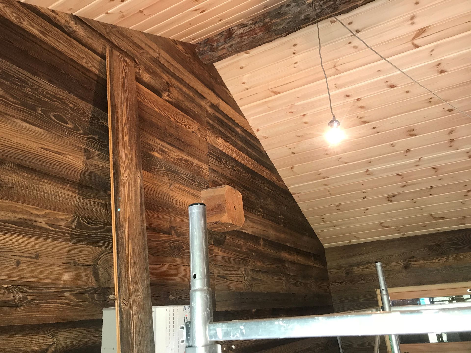 Ébénisterie-Charpente-Menuiserie Georges - construction de chalet