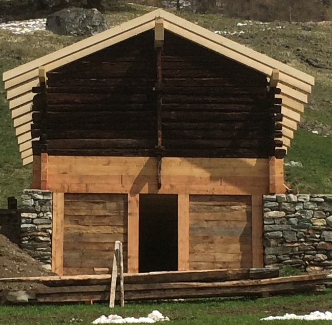 Ébénisterie-Charpente-Menuiserie Georges - volet sur mesure