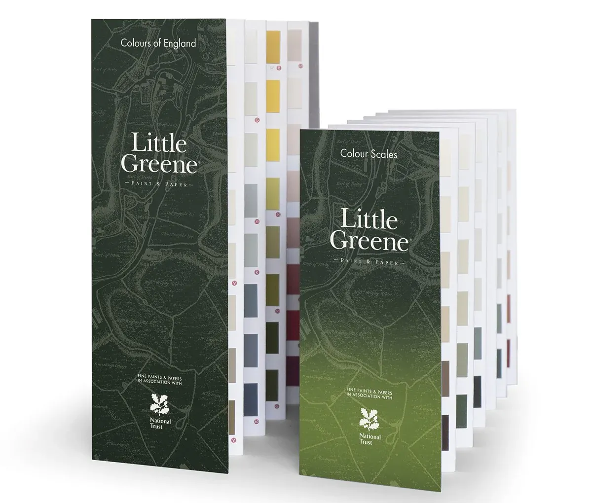 Deux nuanciers de couleurs de peinture Little Greene avec une variété d'échantillons de couleurs de peinture.