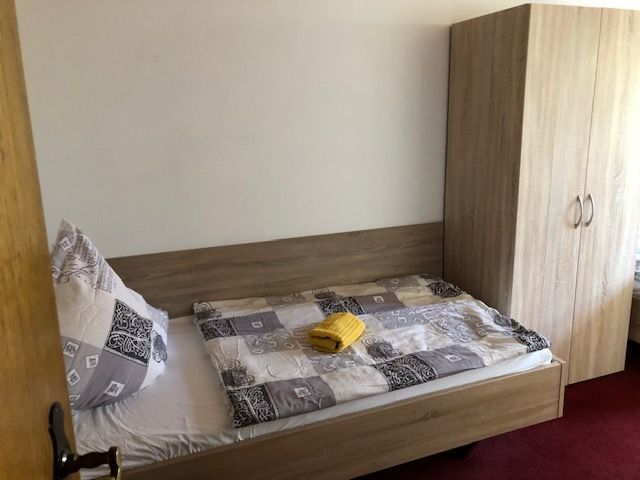 Bett in der FeWo Sonnenhof