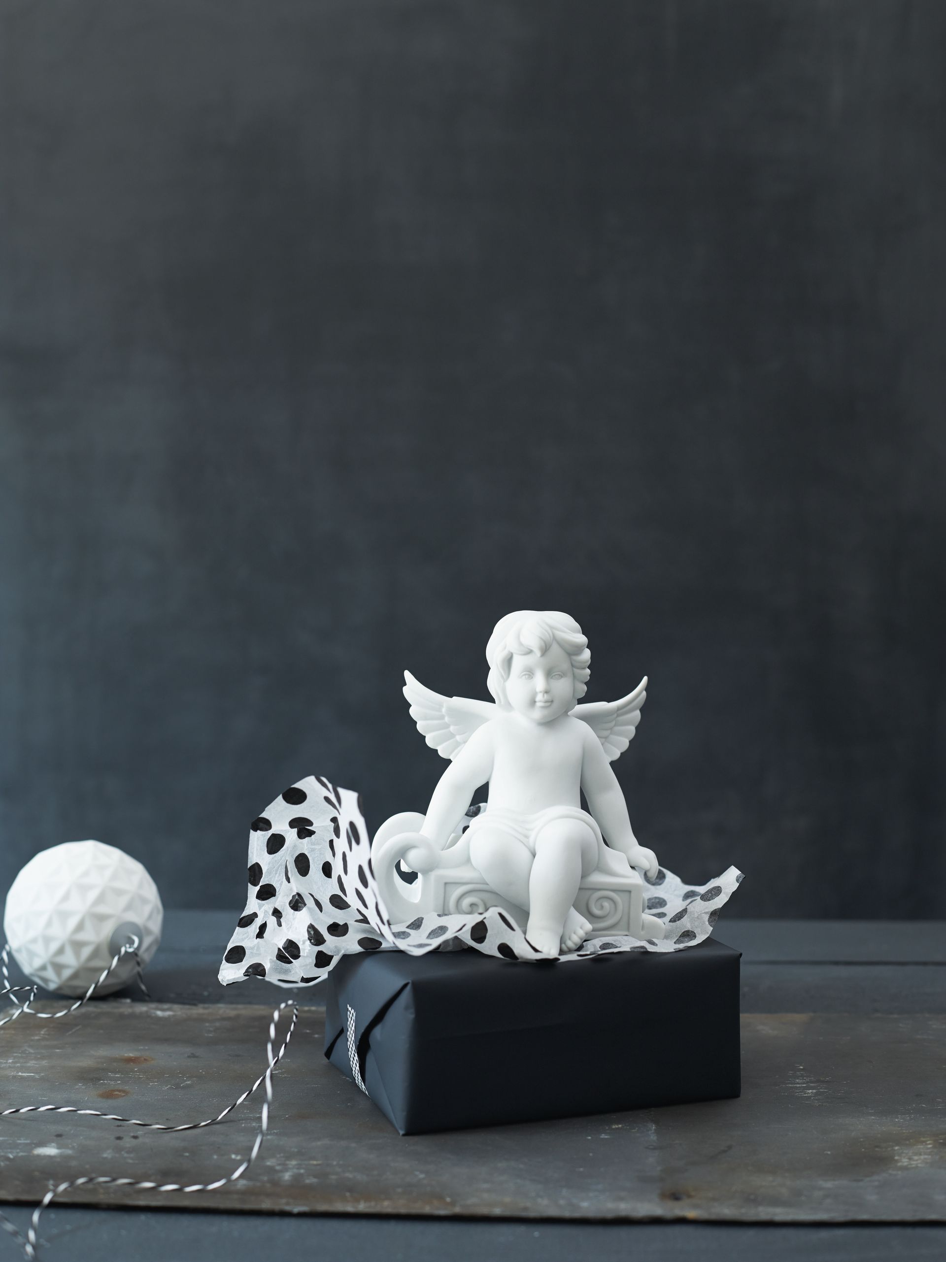 Rosenthal_Engel mit Schlitten - Palette Bern