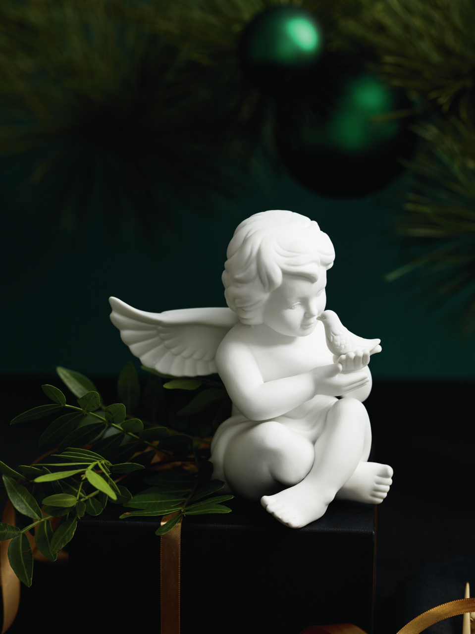 Rosenthal_Engel mit Taube - Palette Bern