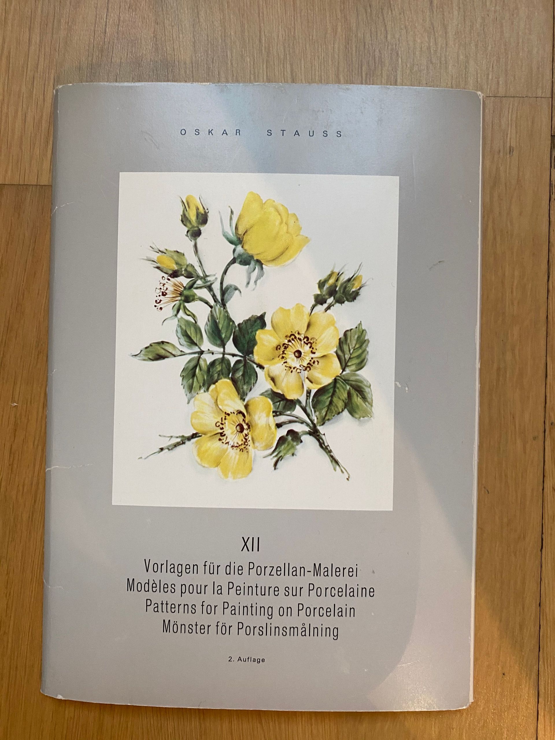 Oskar Strauss No. 12 - Palette Bern