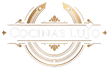 Logotipo dorado y blanco de “Cocinas Lujo” con detalles circulares decorativos