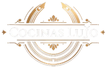 Logotipo dorado y blanco de &ldquo;Cocinas Lujo&rdquo; con detalles circulares decorativos