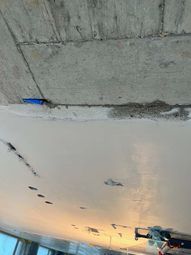 Bau HomeServices GmbH – frische Betondecke