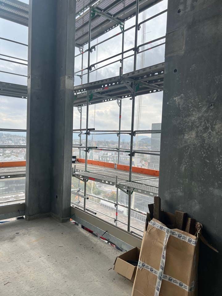 Bau HomeServices GmbH – Rohbau hoher Gebäude mit Aussengerüst