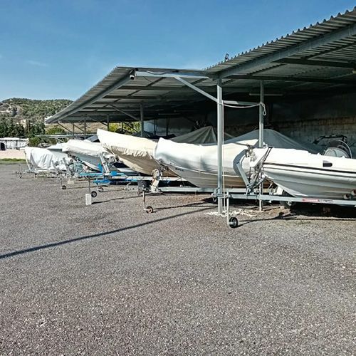 Πάρκινγκ Σκαφών & Τροχοφόρων JAMAICA