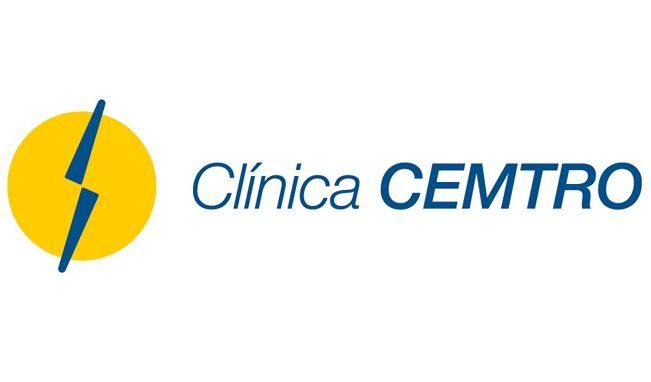Logotipo para Clínica CEMTRO, una clínica médica, que presenta un círculo amarillo con un rayo azul y texto azul.