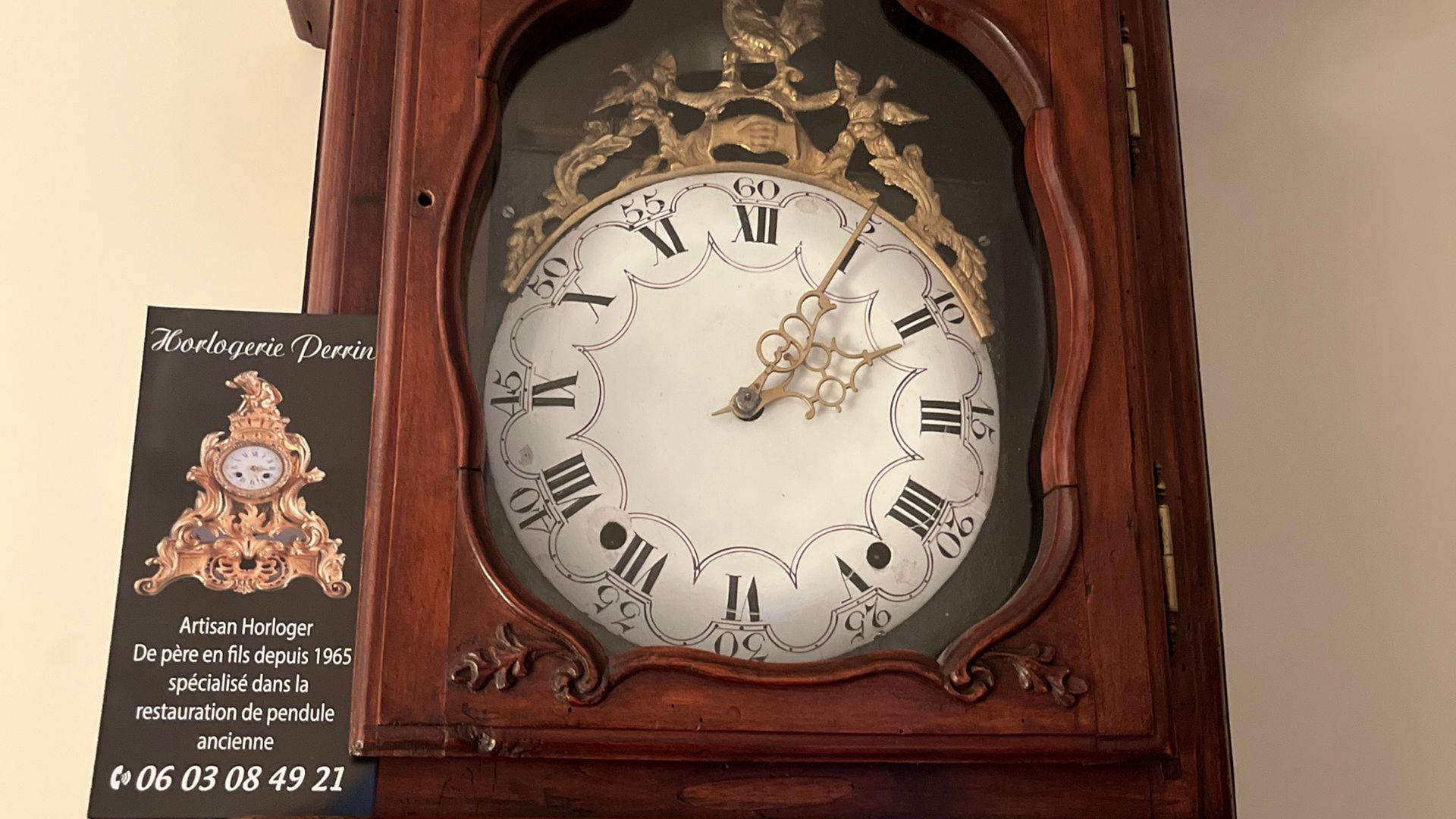 Une pendule comtoise.