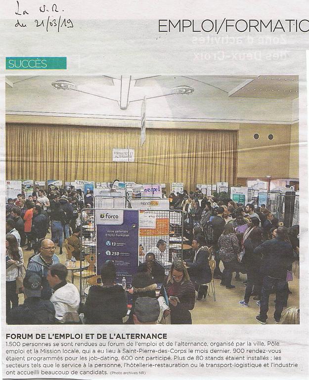 Photo d'article avec grande photo d'un salon professionnel