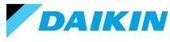 Logotipo de Daikin en azul con un diseño angular negro y azul a la izquierda.
