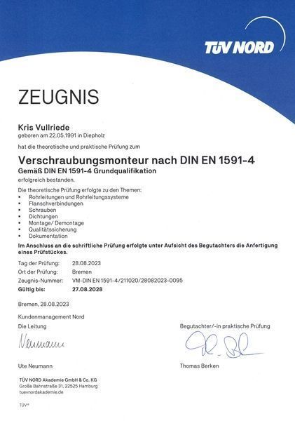 Deutsches TÜV NORD-Zertifikat mit blauem Kopftext und handschriftlichen Unterschriften