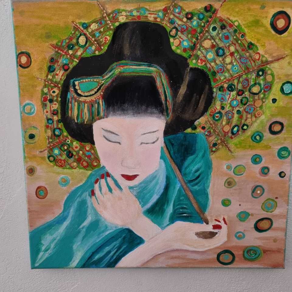 Une peinture d'une geisha tenant un parapluie avec les yeux fermés