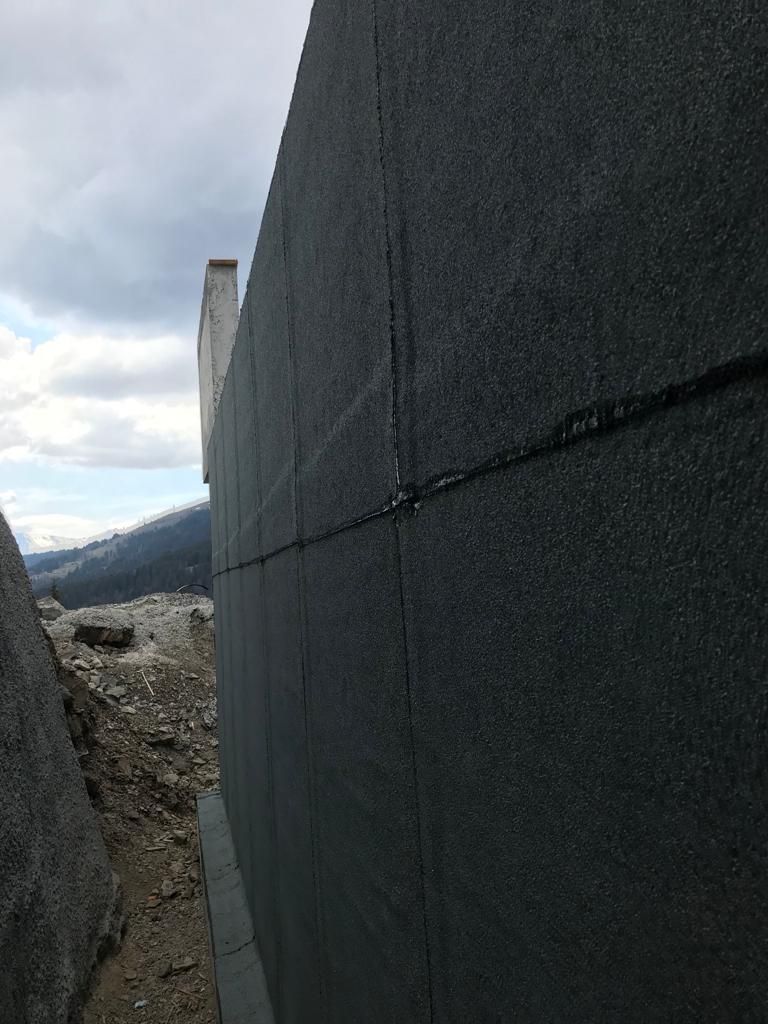 Matériaux d'étanchéité sur mur enterré