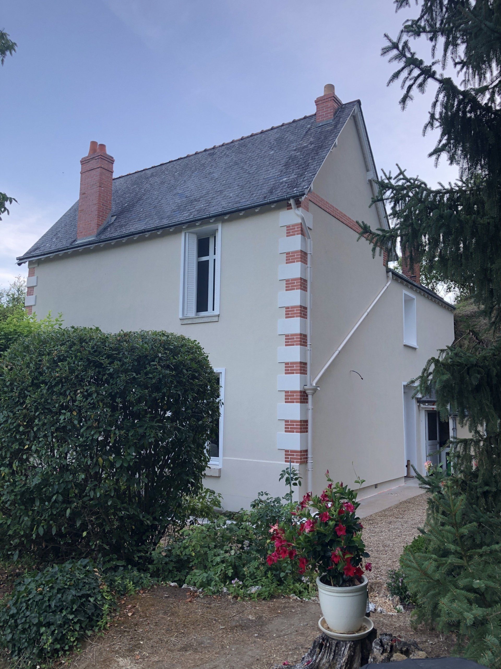 FB IsolEco (37) - Isolation extérieure et décoration parement