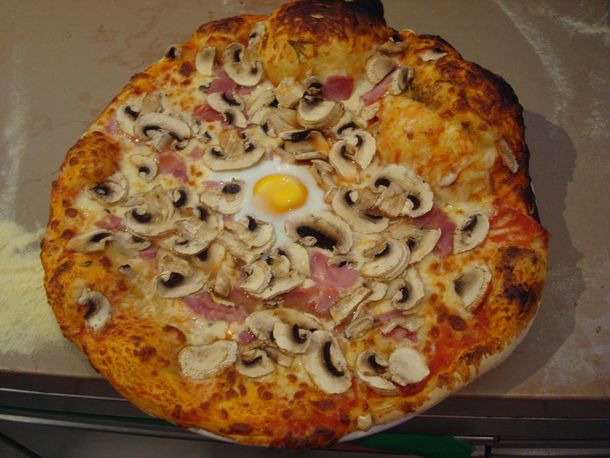 Pizza régina 