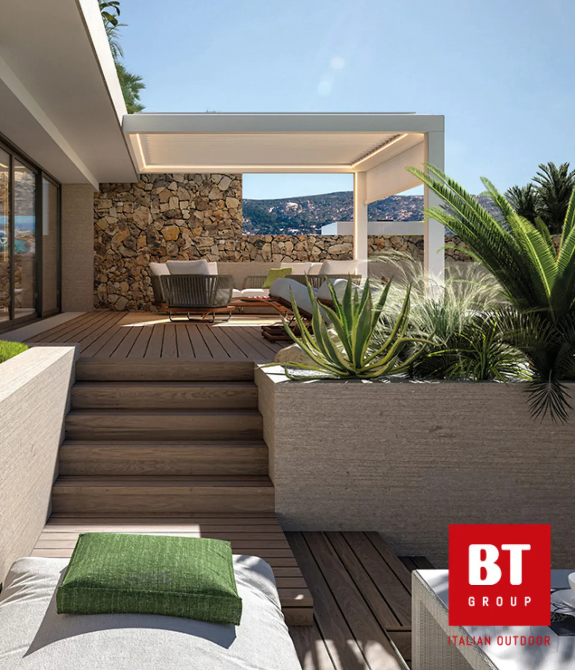 Instalación de pérgola bioclimática exterior en Las Rozas