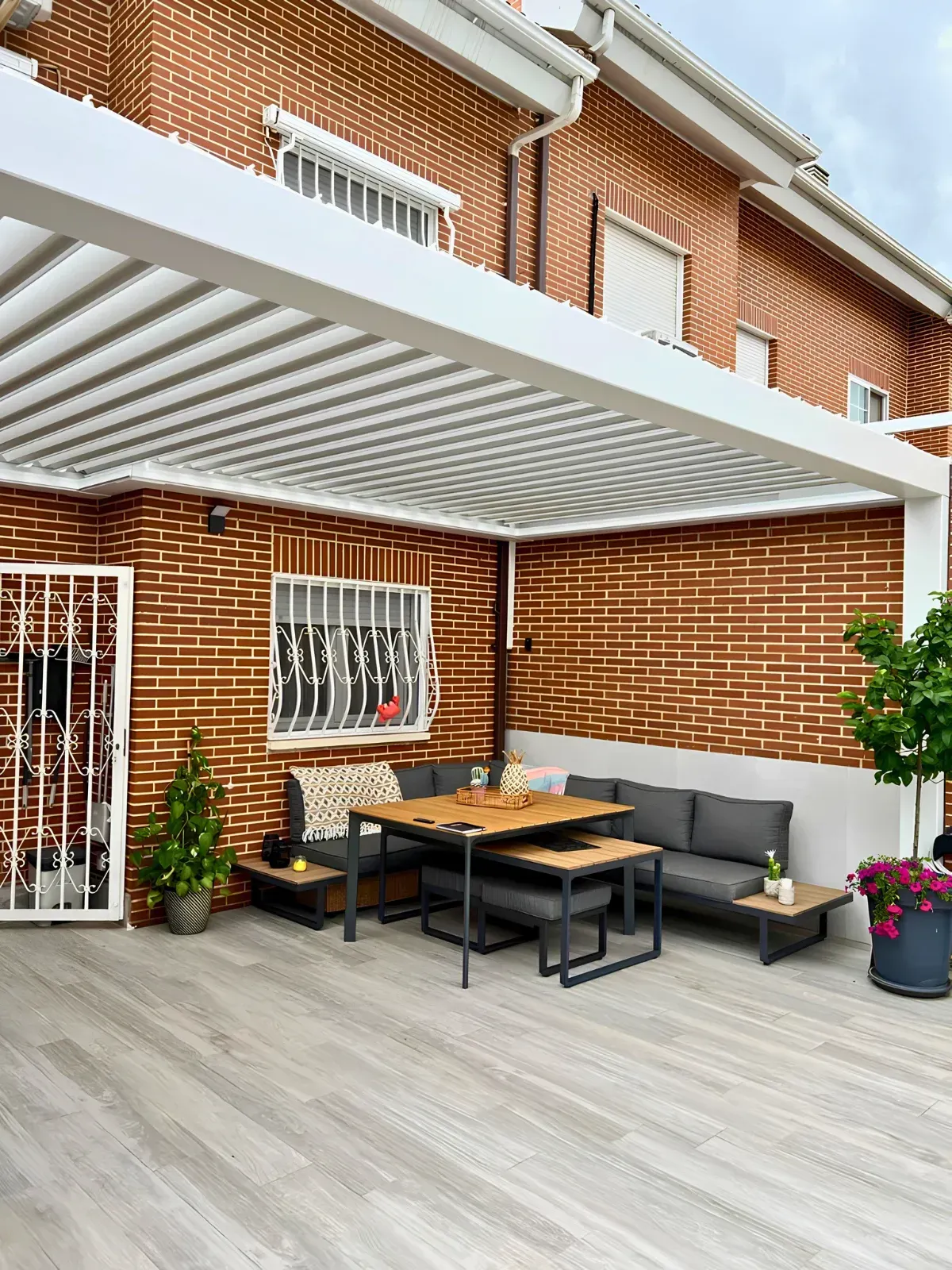 Pérgola bioclimática en Lago Ercina, en Las Rozas