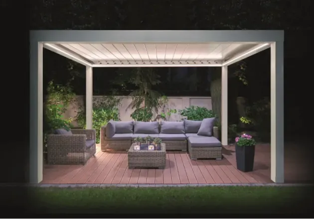 pérgola bioclimática iluminada