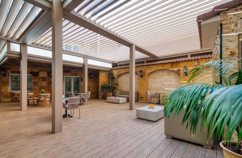 Pérgola bioclimática en Las Rozas