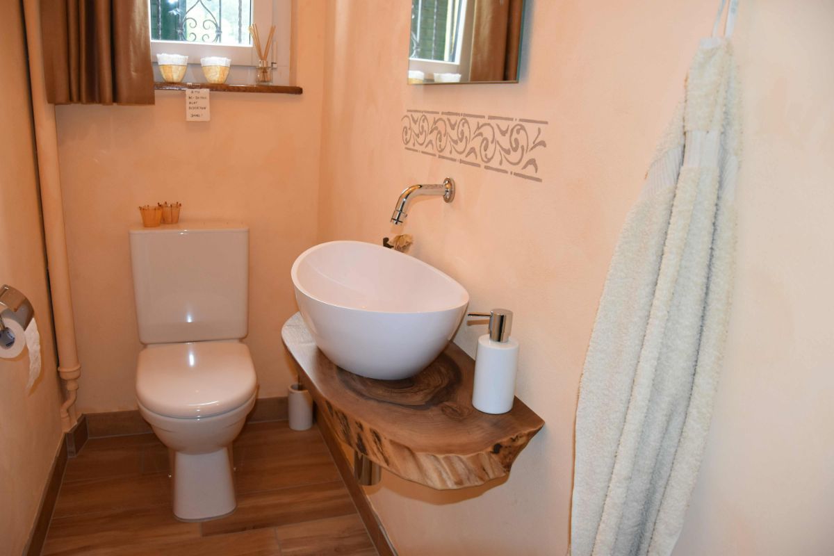 Toilette - K. Schaffner AG