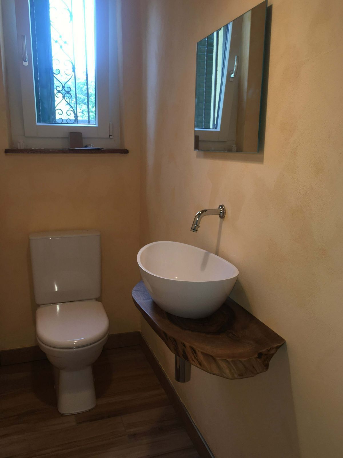 Toilette - K. Schaffner AG