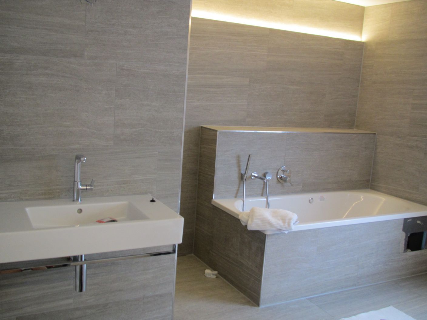 Bad Praxis - Josef Hürlimann AG in Zug