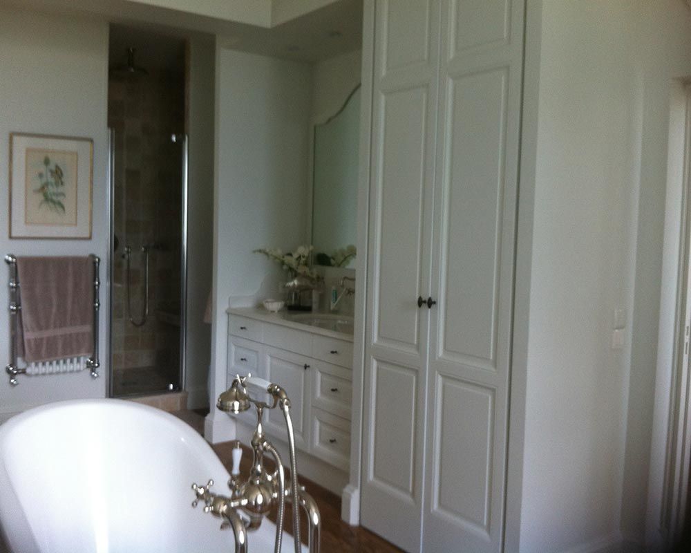 aménagement de mobilier de salle de bain traditionnel