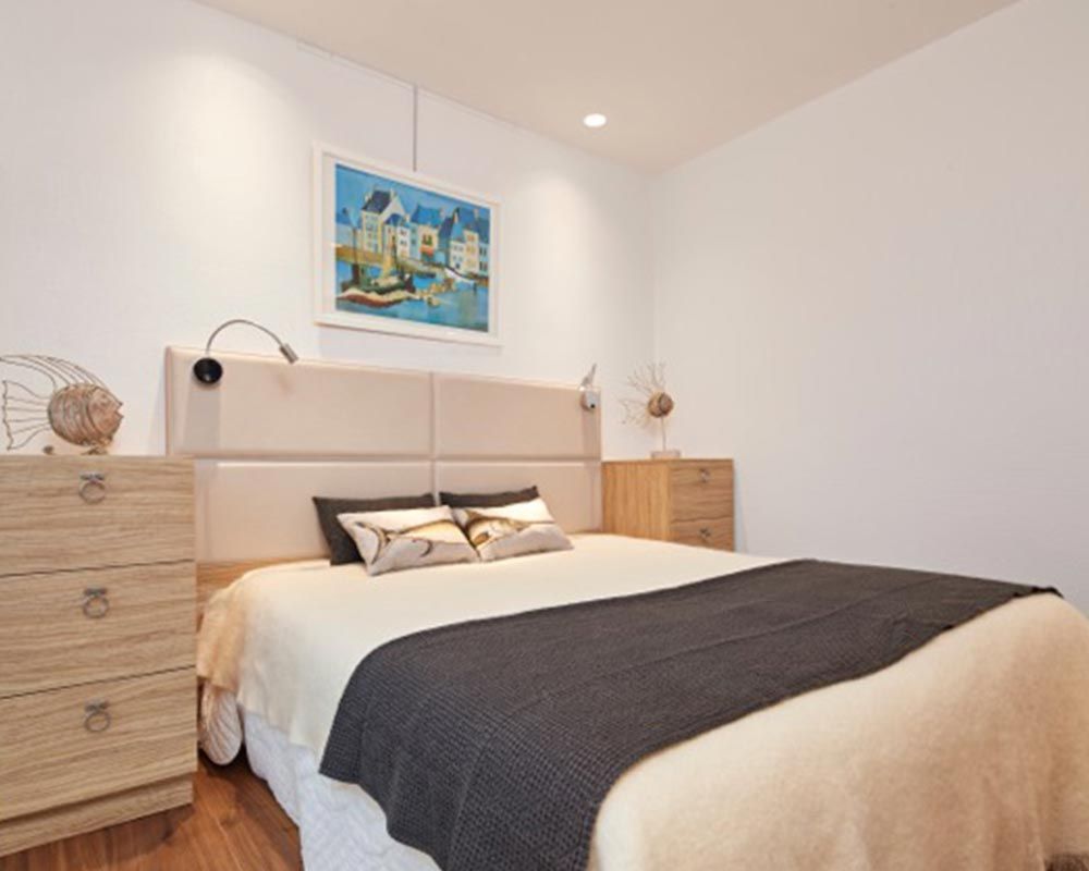 chevets sur mesure à tiroirs en bois