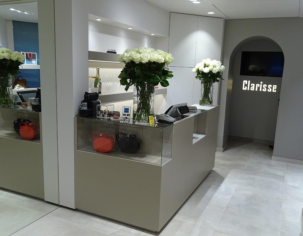 mobilier d'exposition de produits de luxe