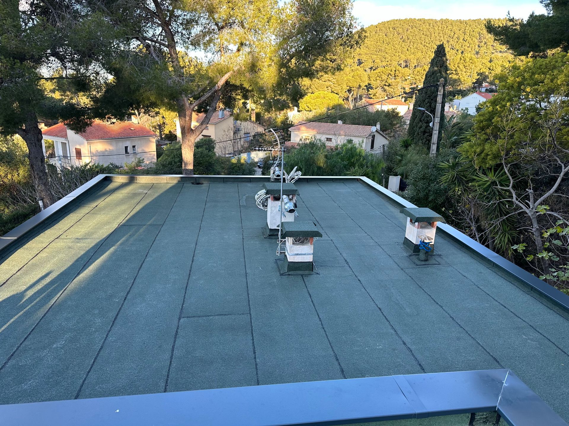 La toiture-terrasse d'une maison