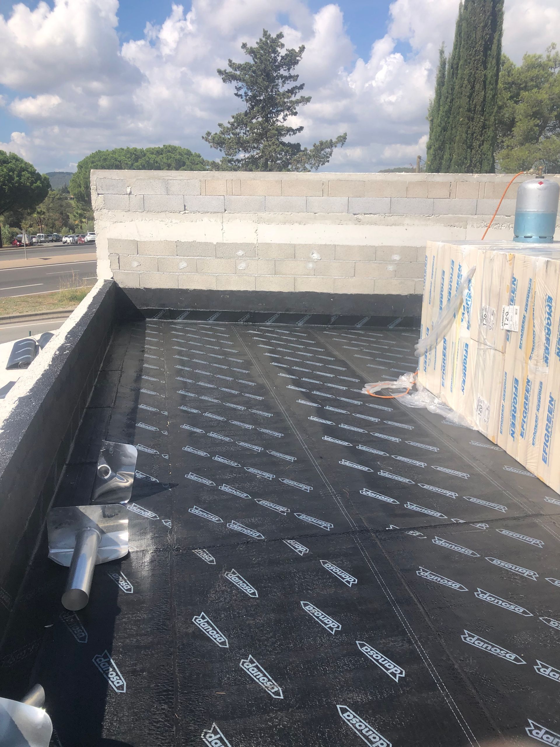 Un chantier d'un toit-terrasse