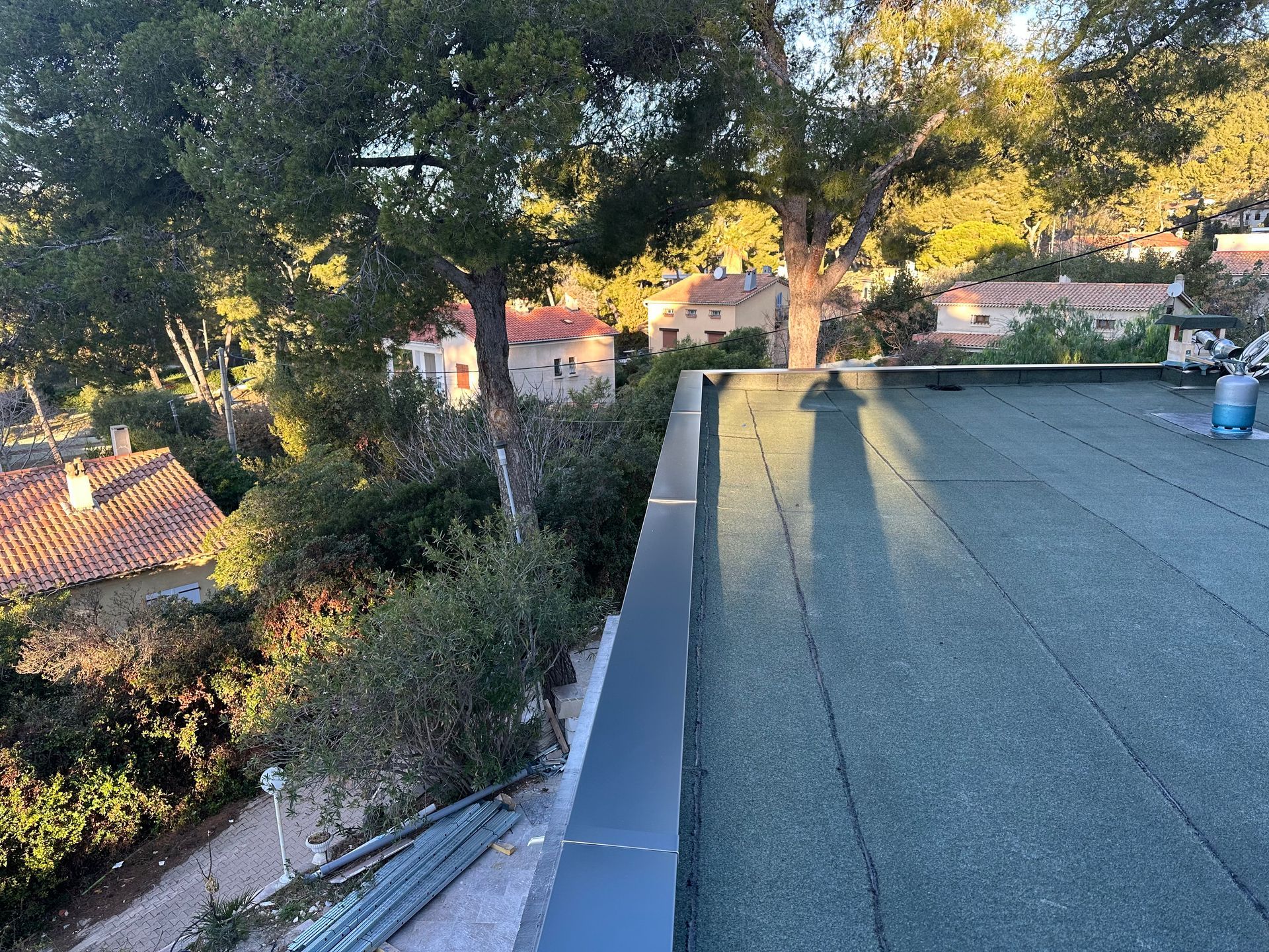 Une partie d'un toit-terrasse